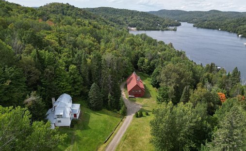 Land in Sainte-Agathe-des-Monts, Quebec, Canada 1