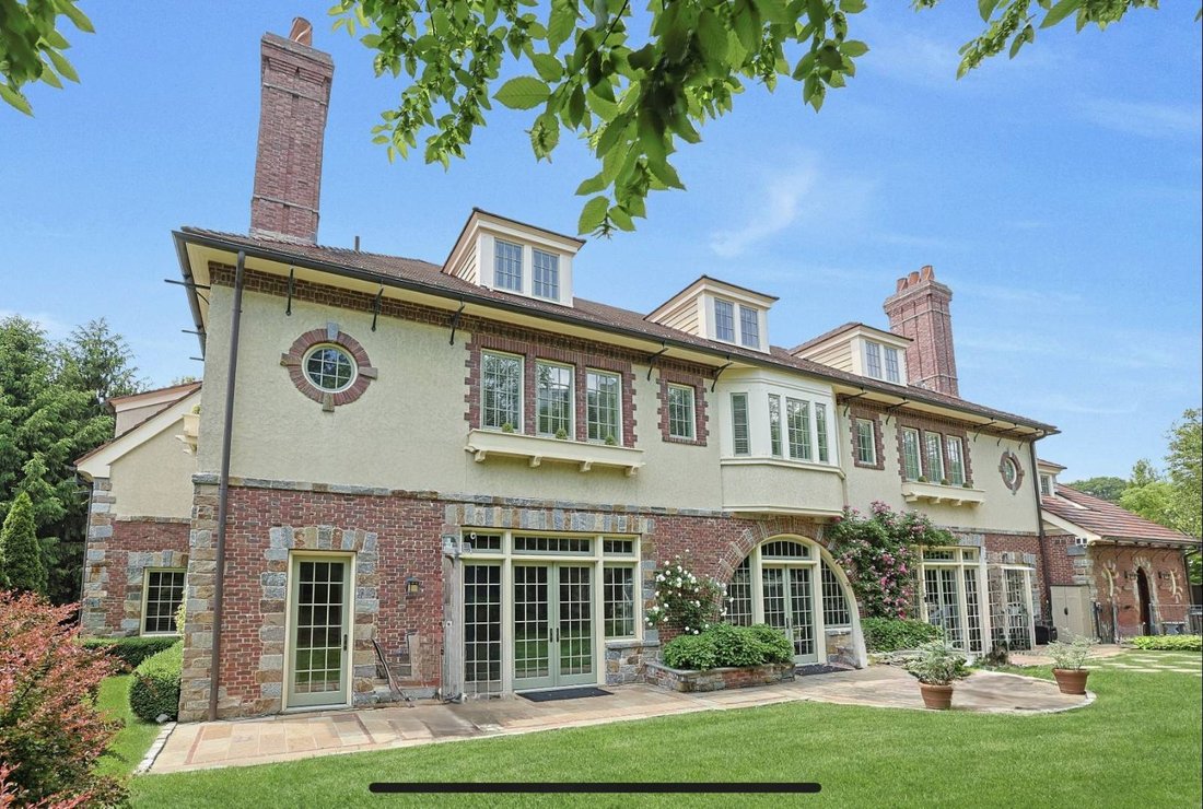 House in New York, New York, United States 4 - 16308911
