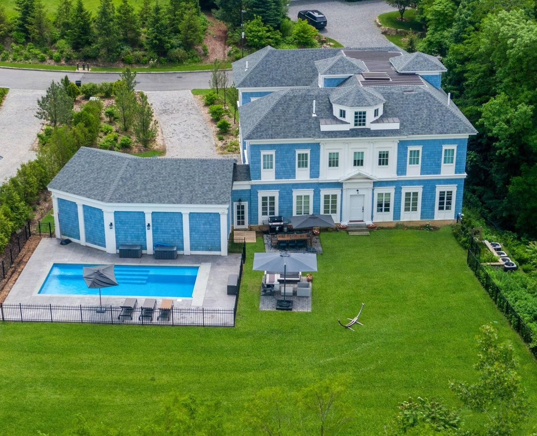 House in New York, New York, United States 2 - 16308837