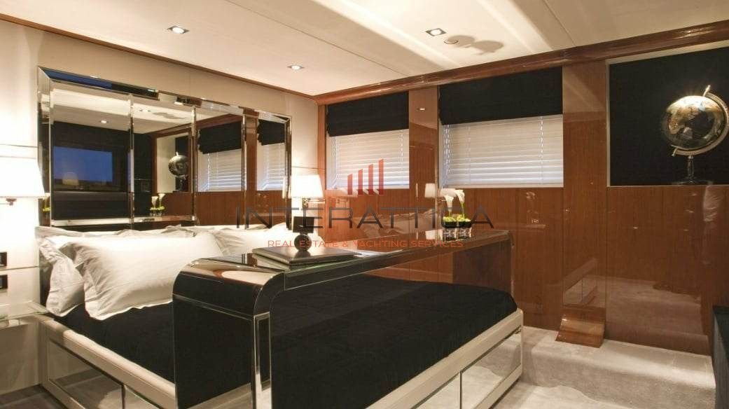 Motor Yacht in Alimos, Decentralized Administration of Attica, Greece 2 - 16309066
