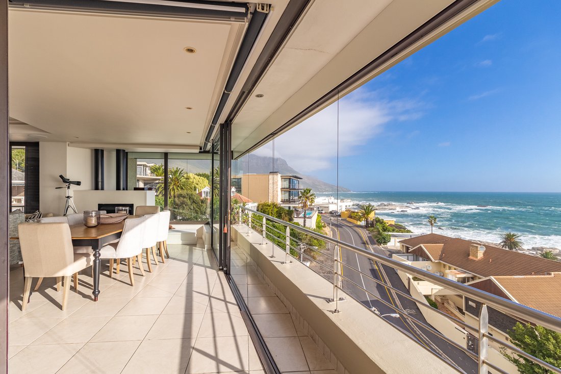 Apartment in Camps Bay, Atlantic Seaboard, Cape Town 4 - 16320119