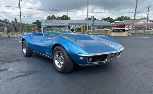 Chevrolet Corvette in Calverton, NY, United States 1