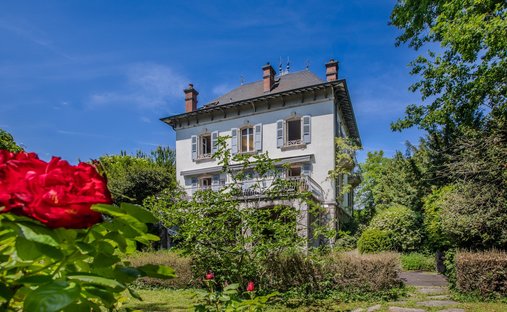 House in Saint-Julien-en-Genevois, Auvergne-Rhône-Alpes, France 1