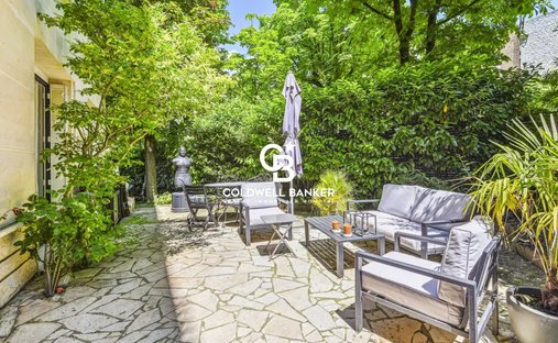 Apartment in Saint James-Delabordère, Neuilly-sur-Seine, France 1