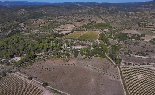 Castle for Sale in Pézenas, Occitanie, France