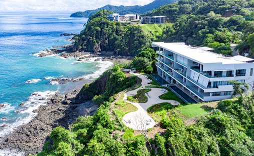 Condo in Playa Herradura, Puntarenas Province, Costa Rica 1