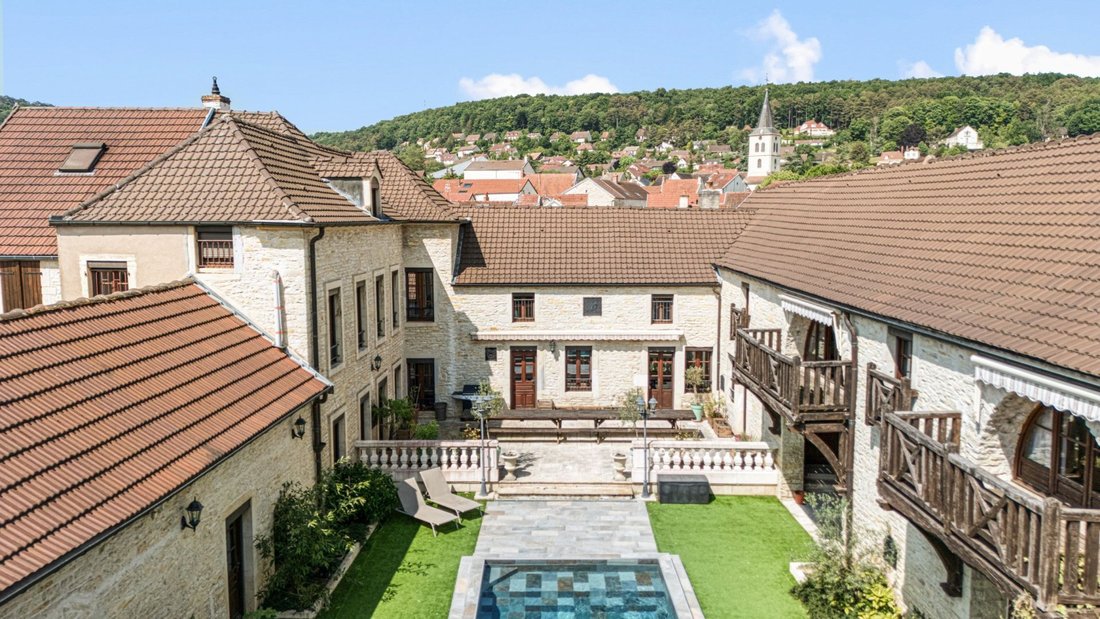 Domaine à Corcelles-les-Monts, Bourgogne-Franche-Comté, France 1 - 16309609