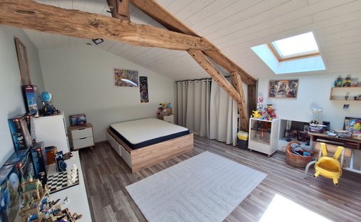 Castle for Sale in Penne-d'Agenais, Nouvelle-Aquitaine, France