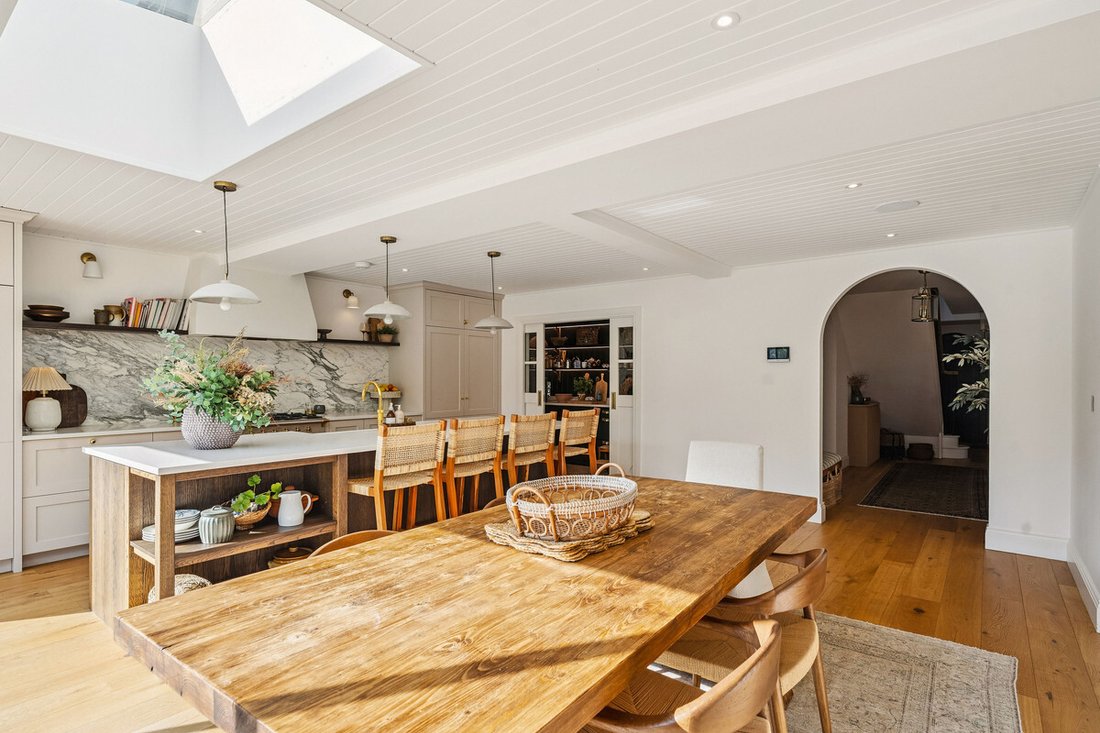 House in Cobham, Elmbridge, England 4 - 16319938