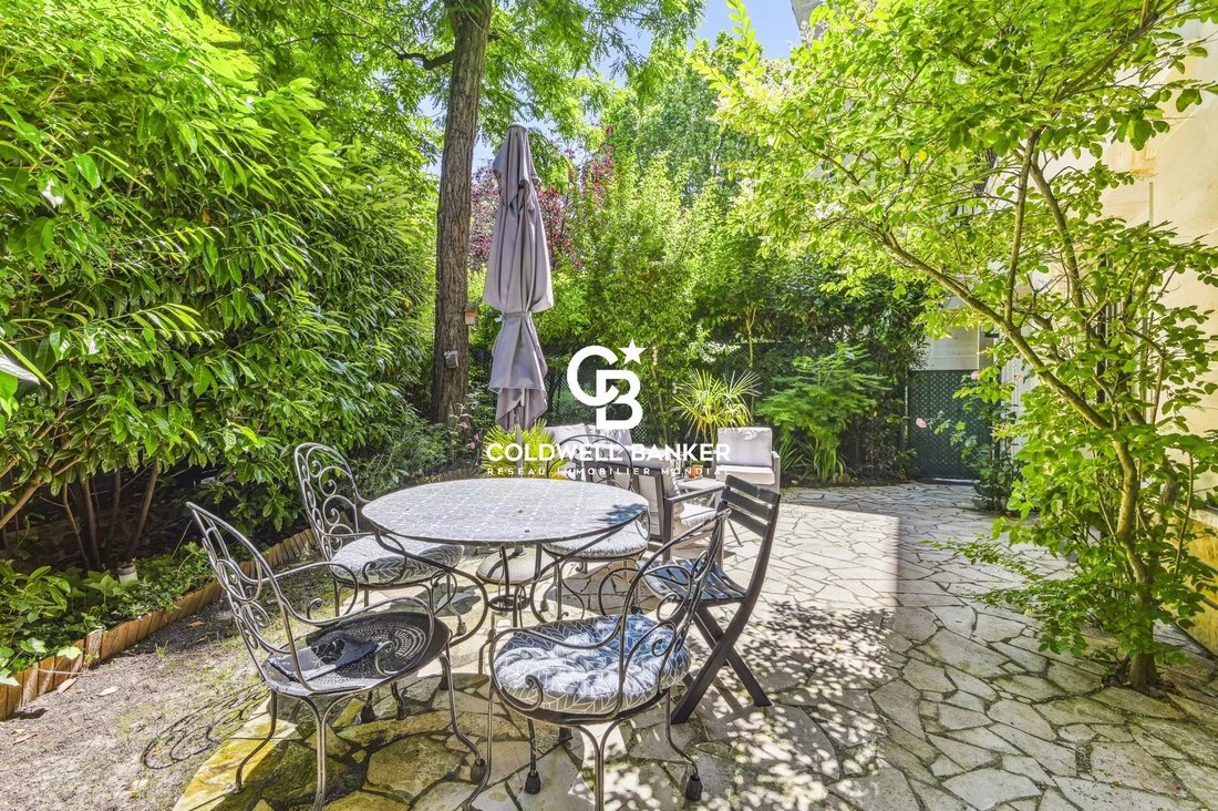 Apartment in Saint James-Delabordère, Neuilly-sur-Seine, France 2 - 16309603
