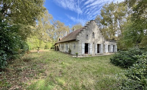 House in Martignas-sur-Jalle, Nouvelle-Aquitaine, France 1