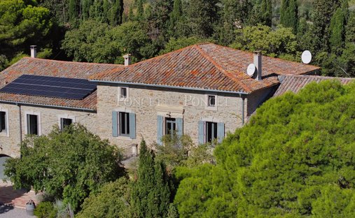 Castle for Sale in Pézenas, Occitanie, France