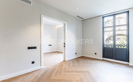 Apartment in Eixample, Barcelona, Spain 1