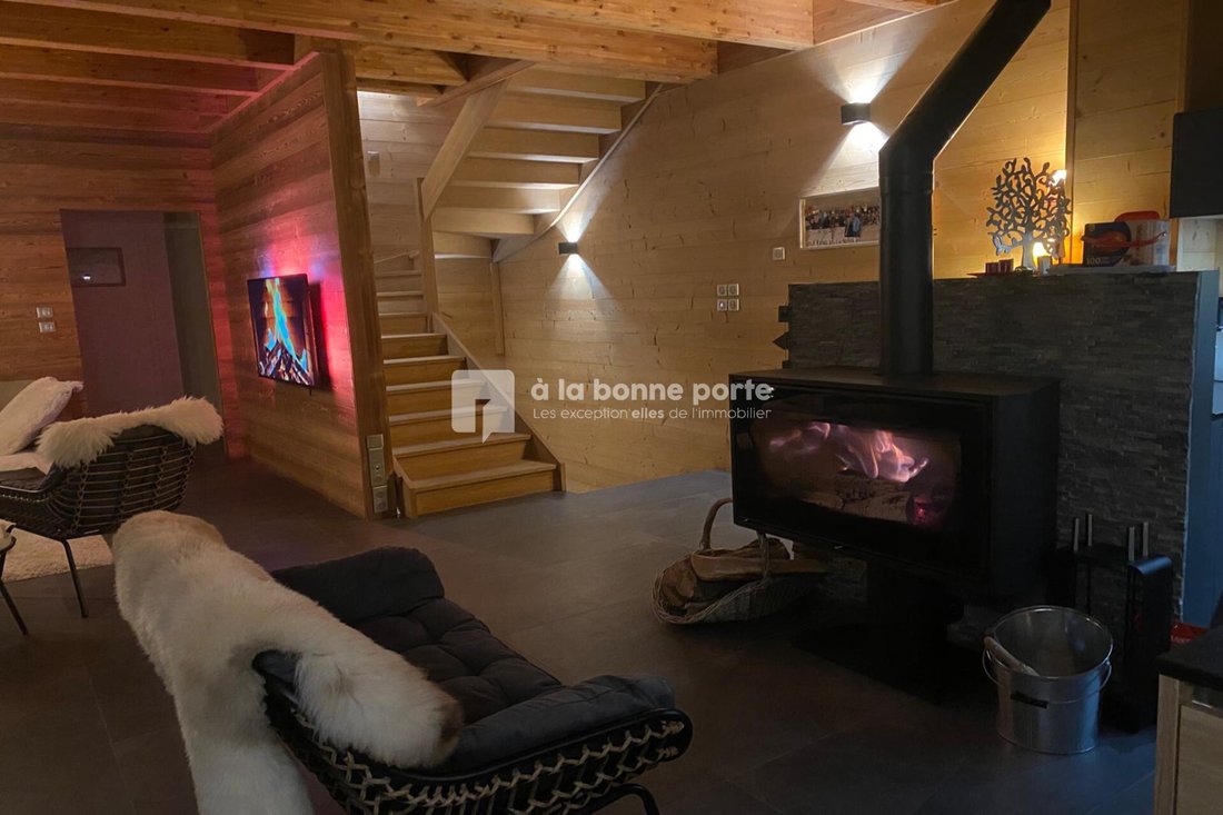 Villa in Prunières, Provence-Alpes-Côte d'Azur, France 3 - 16313613