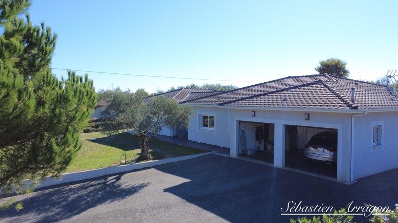 House in Foulayronnes, Nouvelle-Aquitaine, France 4 - 16311835