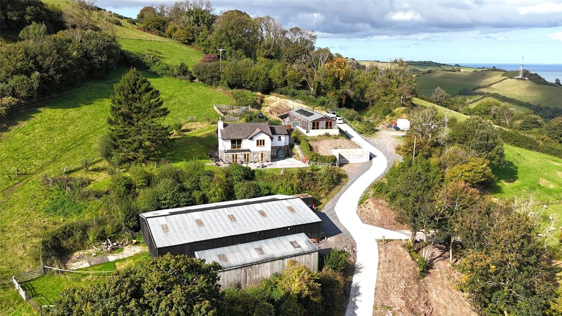 House in Combe Martin, England 4 - 16311576