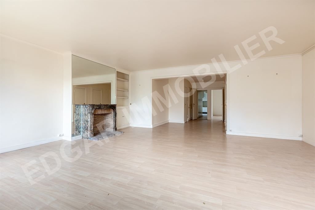 Apartment in Bois de Boulogne, Paris 16e Arrondissement, Paris 4 - 16186295