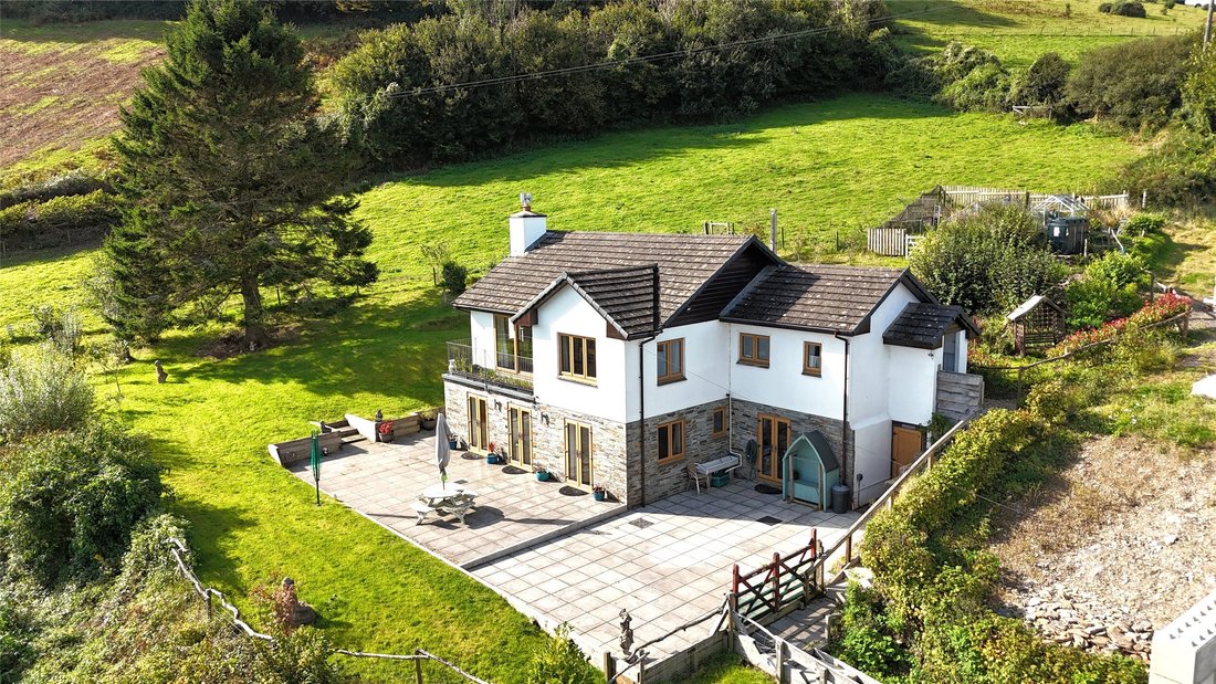 House in Combe Martin, England 1 - 16311576