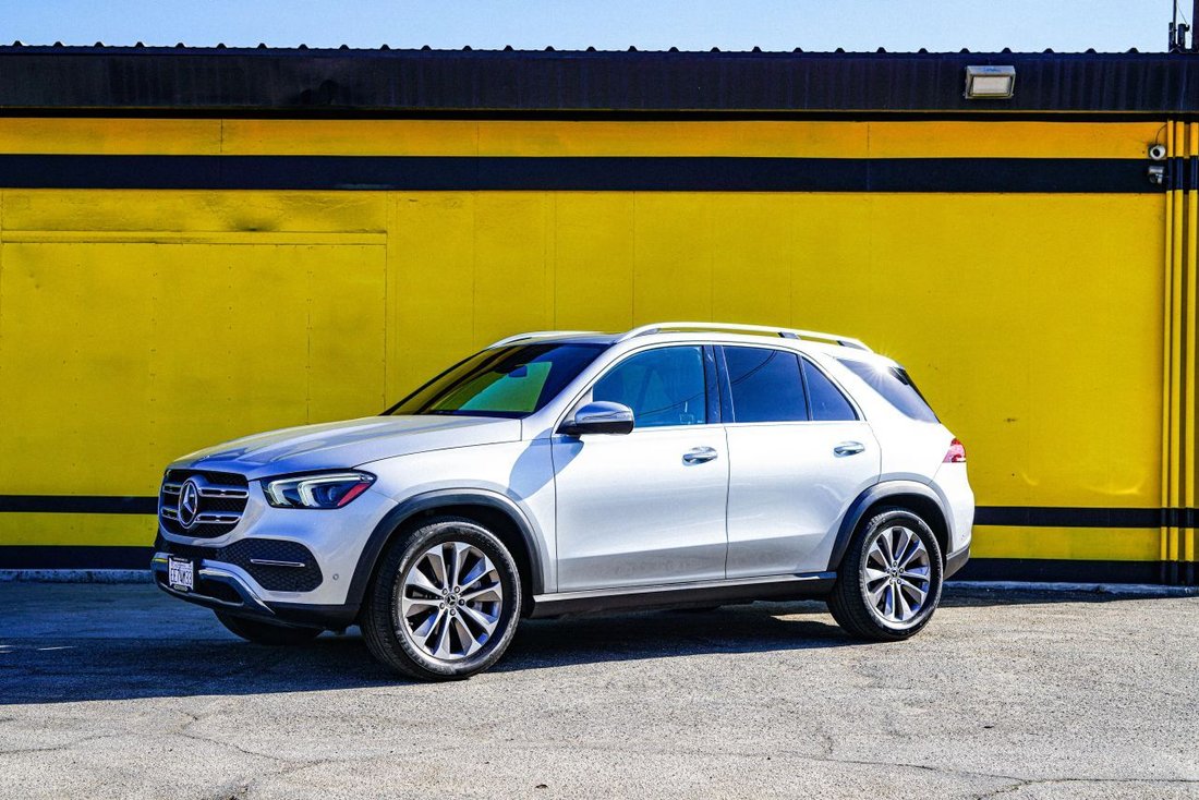 Suv in El Monte, CA, United States 1 - 16318321