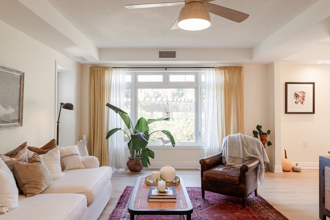 Condo in King, Ontario, Canada 4 - 16312948
