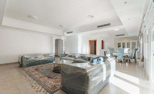 Apartment in Doha, Doha, Qatar 1