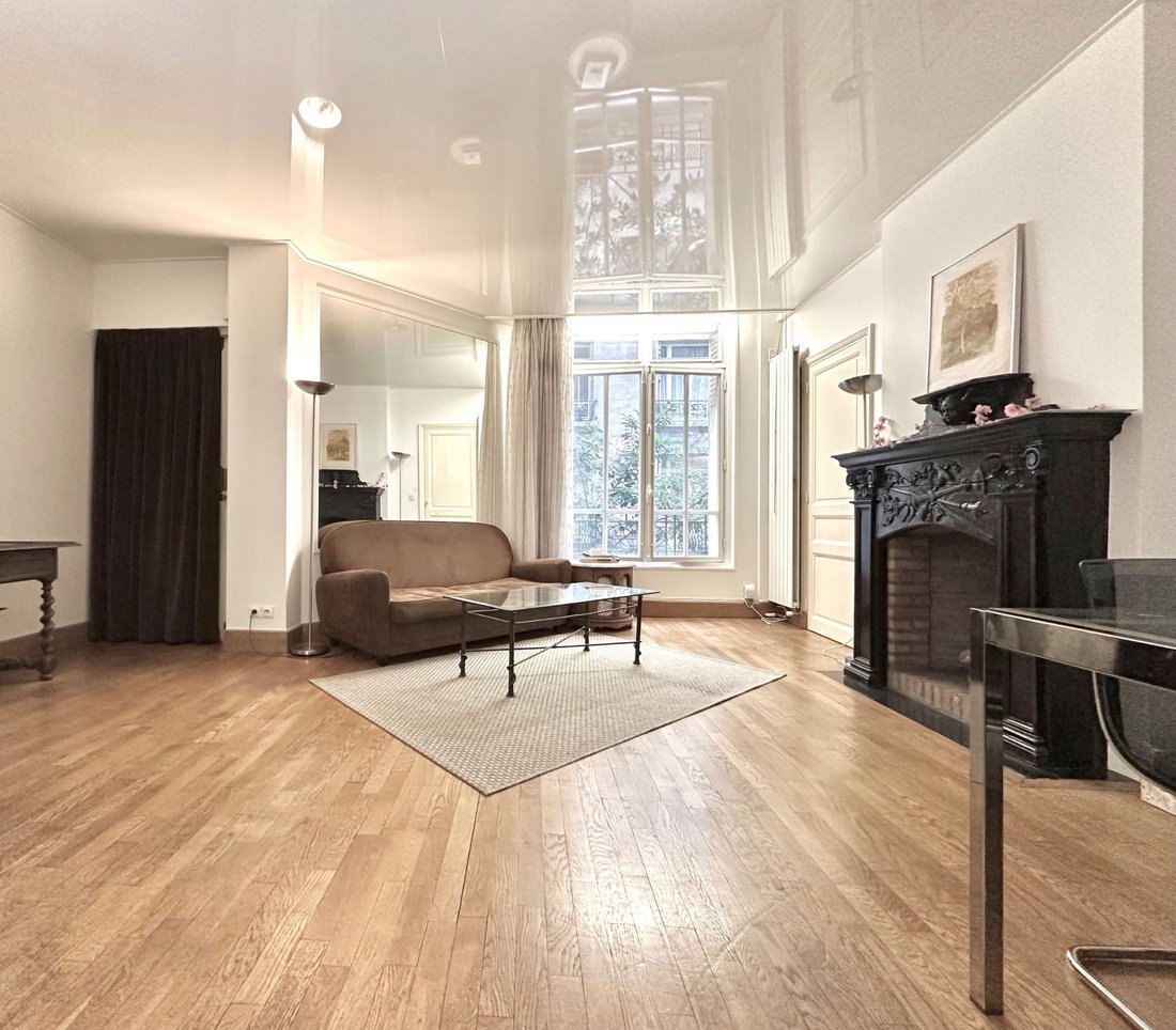 Apartment in Palais Royal, Paris 1er Arrondissement, Paris 3 - 16309716