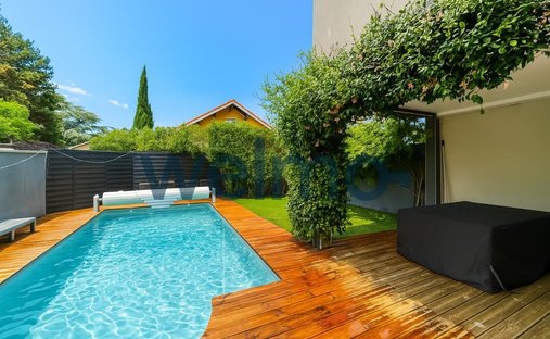 House in Charbonnieres-les-Bains, Auvergne-Rhône-Alpes, France 1