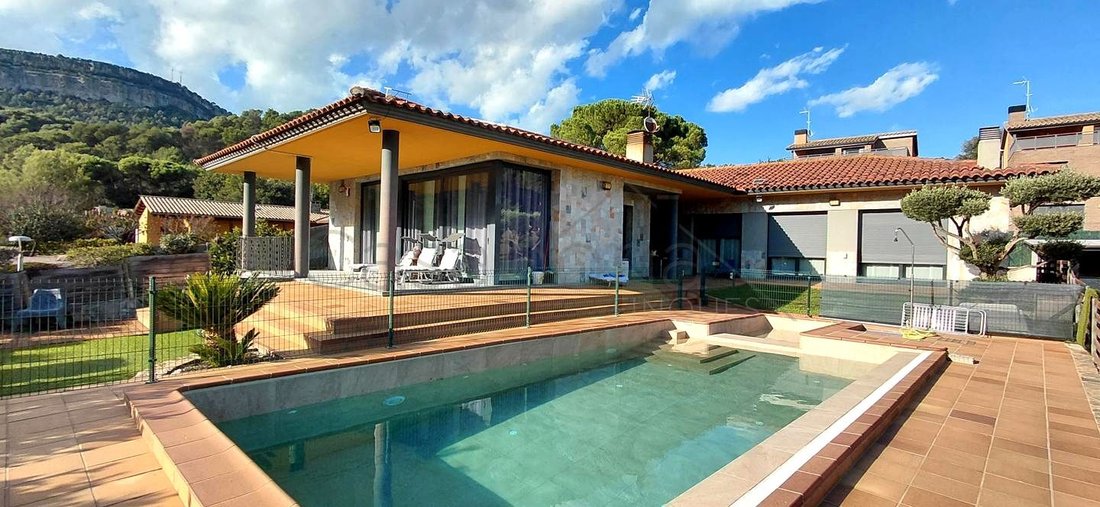 Villa in Tagamanent, Catalonia, Spain 2 - 16311203