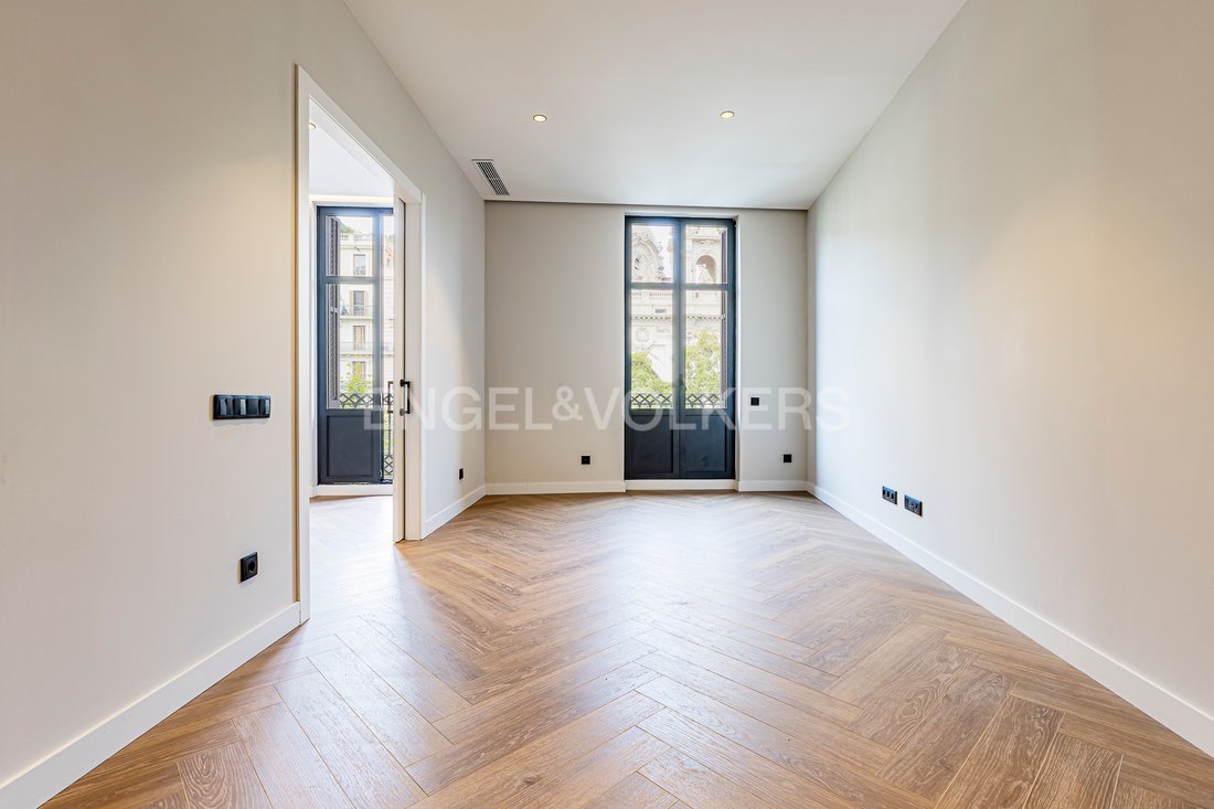 Apartment in Eixample, Barcelona, Spain 2 - 16311946