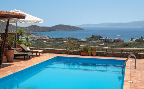 Villa in Community of Elounta, Agios Nikolaos Municipal Unit, Greece 1