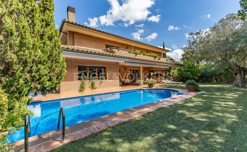 House in Sant Cugat del Valles, Catalonia, Spain 1