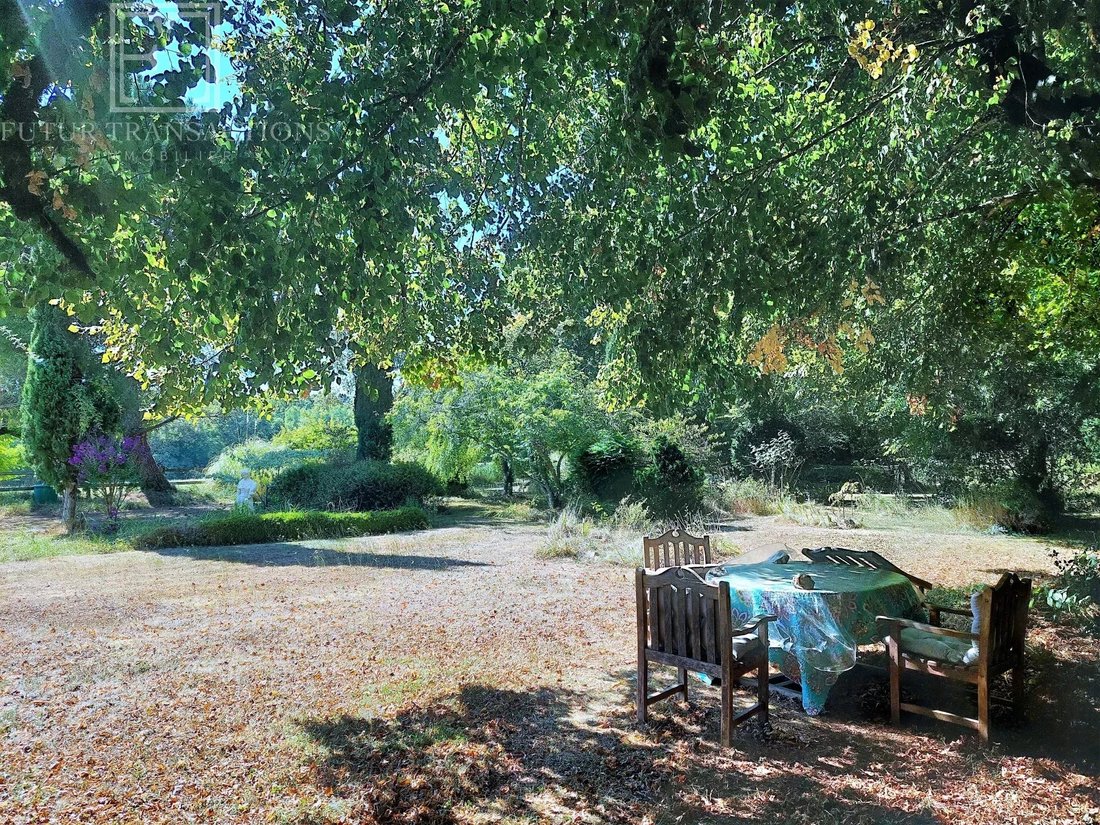 Estate in Arrondissement of Nontron, Nouvelle-Aquitaine, France 4 - 16320638