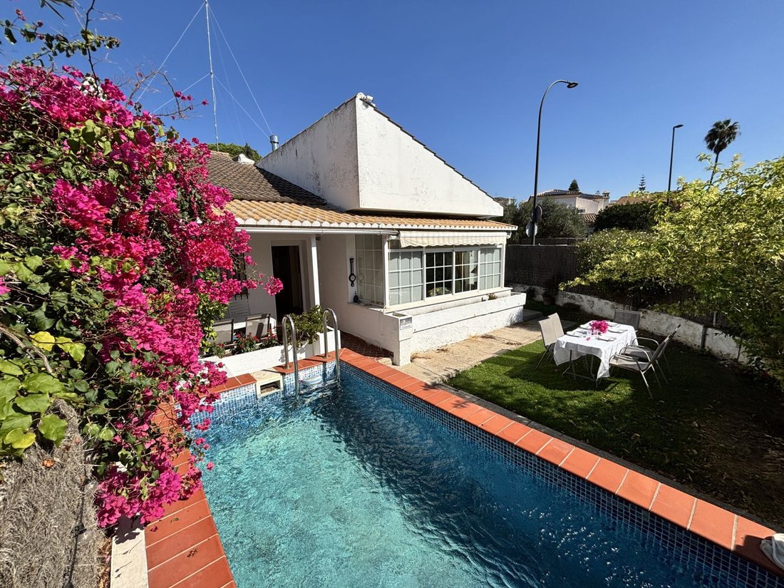 Chalet in El Puerto de Santa María, Andalusia, Spain 2 - 16321003