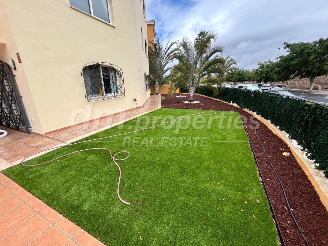 Apartment in Los Cristianos, Canary Islands, Spain 1 - 16321016