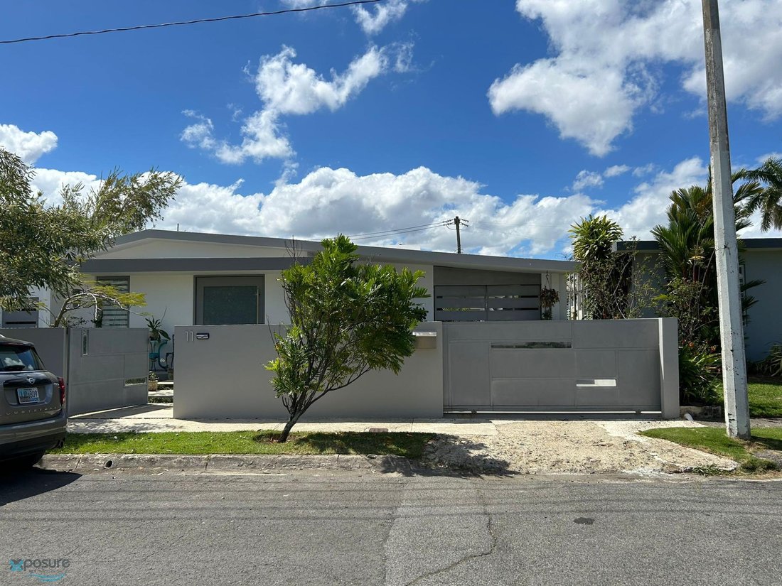 House in Carolina, Carolina, Puerto Rico 1 - 16320816