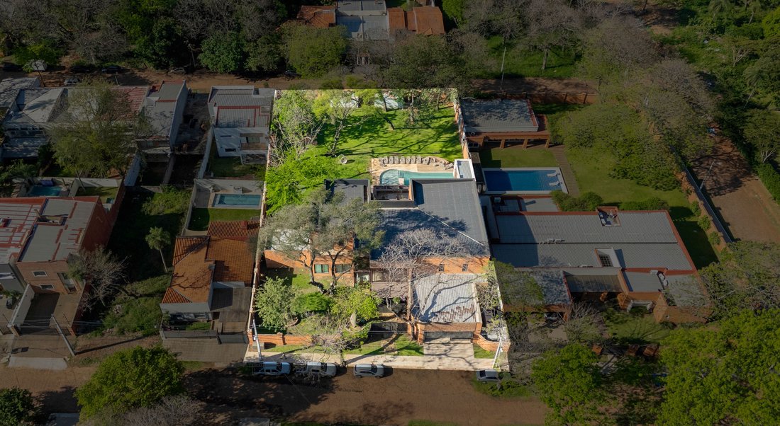 House in San Lorenzo, Central Department, Paraguay 4 - 16320781