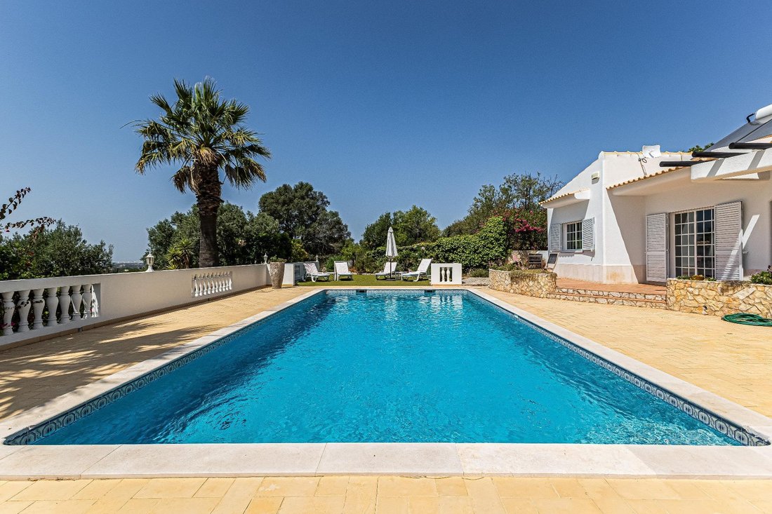 Villa in Estoi, Algarve, Portugal 1 - 16320529