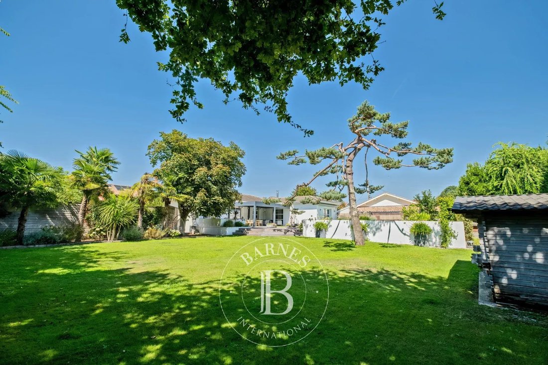 House in Hippodrome-Lafon-Feline, Le Bouscat, France 3 - 16320507