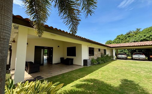 House in Las Lajas, Panamá Oeste, Panama, Panama 1