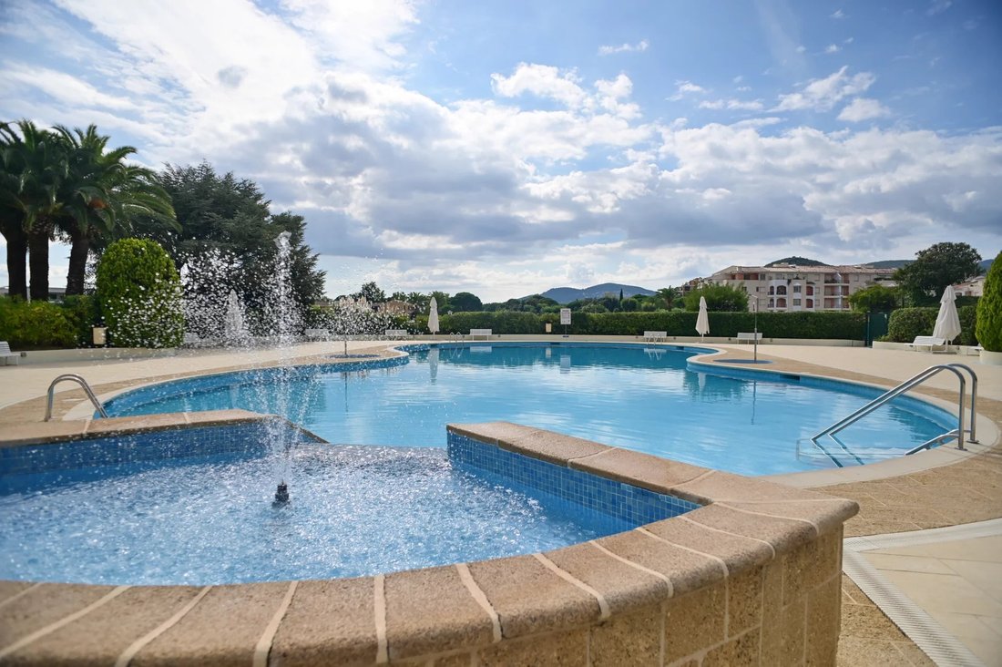Apartment in Cannes Marina-La Roubine, Mandelieu-la-Napoule, France 3 - 16315856