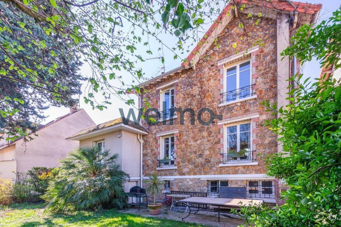 House in La Croix Blanche-Les Richebourgs, Sartrouville, France 1 - 16323018