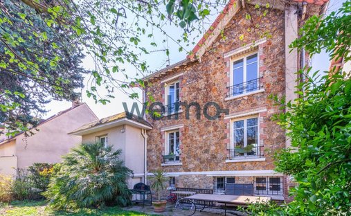 House in La Croix Blanche-Les Richebourgs, Sartrouville, France 1