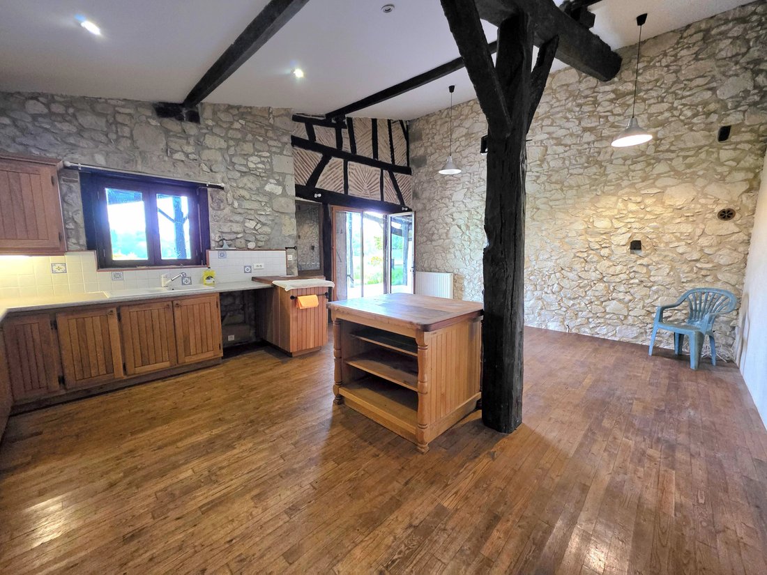 House in Lauzun, Nouvelle-Aquitaine, France 4 - 16323052