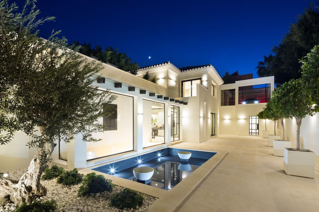 Villa in Marbella, Andalusia, Spain 1 - 16322015
