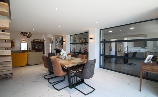 Castle for Sale in Marmande, Nouvelle-Aquitaine, France