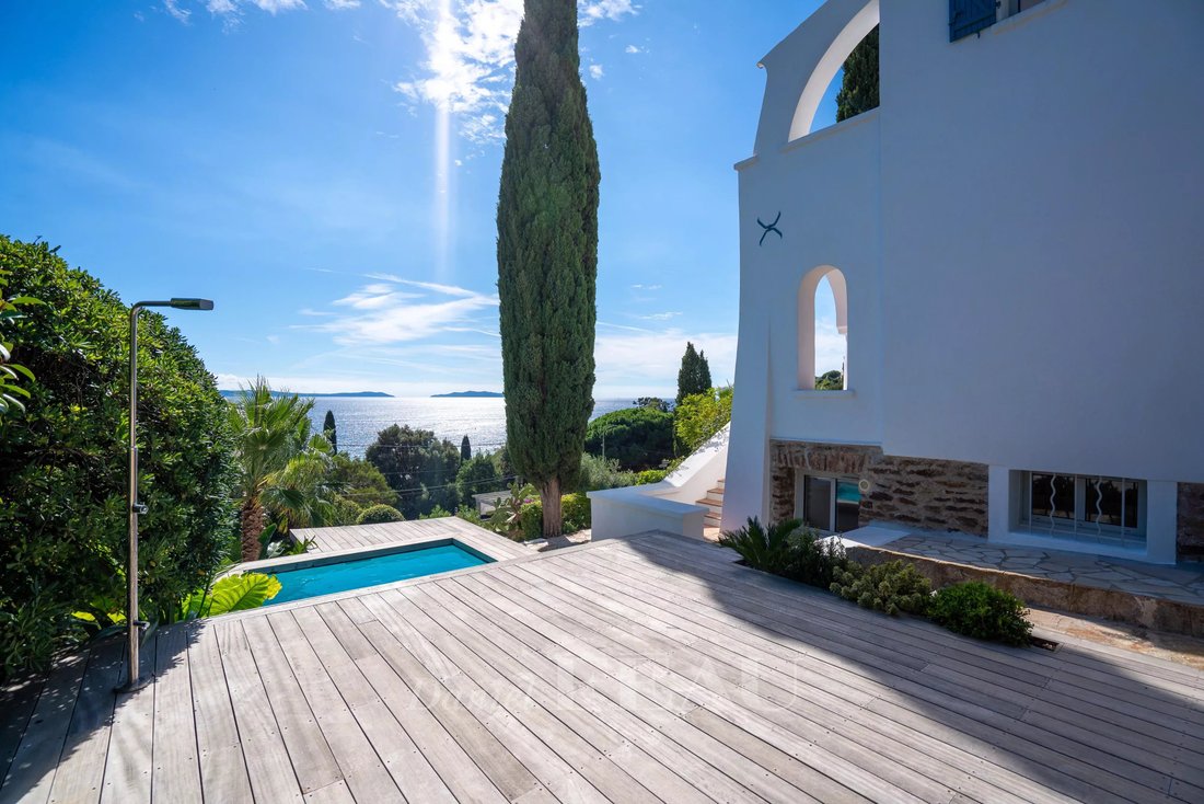 Villa in Rayol-Canadel-sur-Mer, Provence-Alpes-Côte d'Azur, France 5 - 16321807