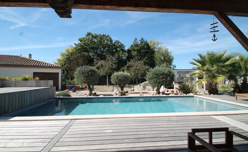 Castle for Sale in Marmande, Nouvelle-Aquitaine, France