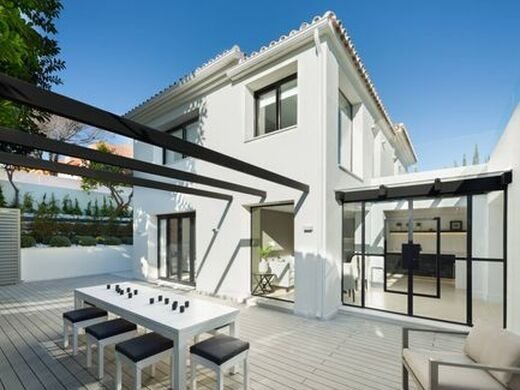 Villa in Puerto Banus, Marbella, Spain 5 - 15376825