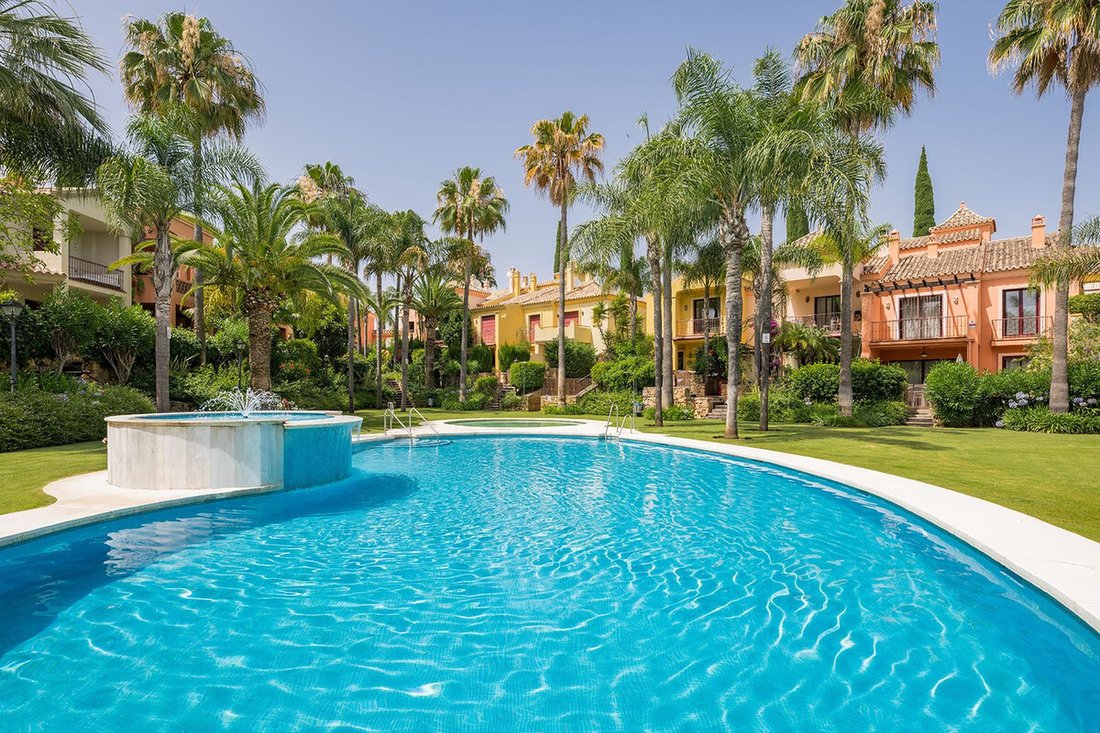 House in Puerto Banus, Marbella, Spain 1 - 16322033