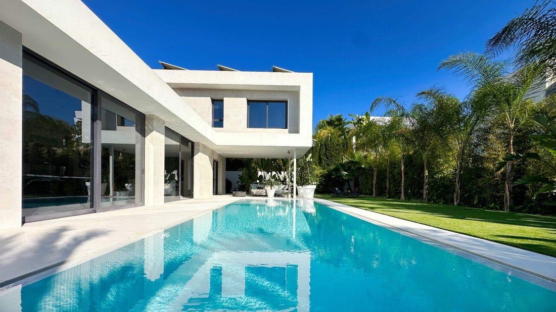 Villa in Calp / Calpe, Valencian Community, Spain 4 - 16322121